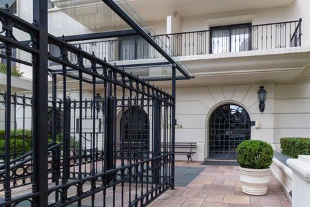 Apartamento para alugar com 105m², 3 quartos e 2 vagasFachada e portaria