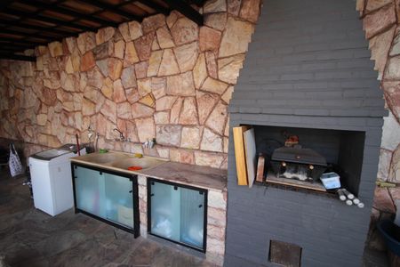 Casa para alugar com 420m², 3 quartos e 3 vagasÁrea de Serviço e Area gourmet