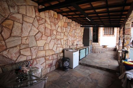 Casa para alugar com 420m², 3 quartos e 3 vagasÁrea de Serviço e Area gourmet