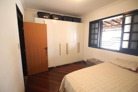 Casa para alugar com 420m², 3 quartos e 3 vagasSuíte