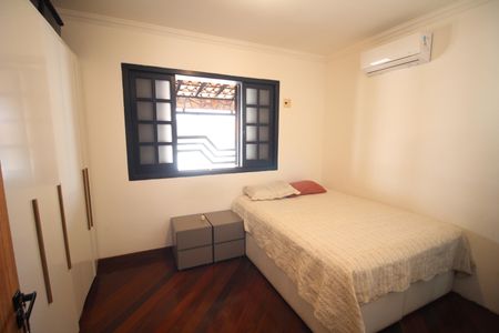 Casa para alugar com 420m², 3 quartos e 3 vagasSuíte