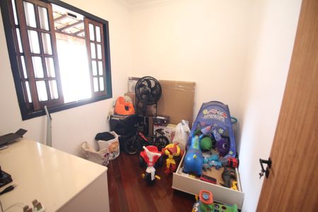 Casa para alugar com 420m², 3 quartos e 3 vagasQuarto 2