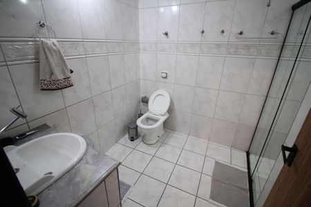 Casa para alugar com 420m², 3 quartos e 3 vagasBanheiro