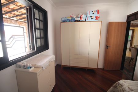 Quarto 1 de casa para alugar com 3 quartos, 420m² em Inconfidentes, Contagem