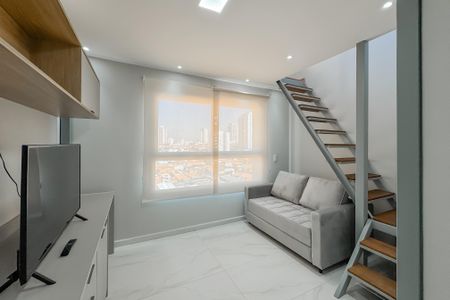 Apartamento para alugar com 40m², 1 quarto e sem vaga Apartamento para alugar com 40m², 1 quarto e sem vagaSala - Persianas