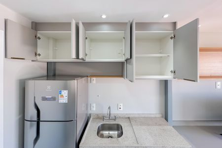 Apartamento para alugar com 40m², 1 quarto e sem vaga Apartamento para alugar com 40m², 1 quarto e sem vagaCozinha - Armários
