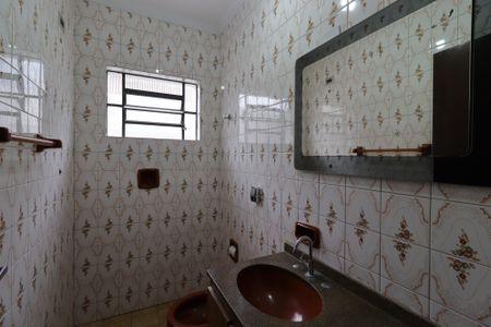 Casa à venda com 166m², 3 quartos e 2 vagasBanheiro Social 2