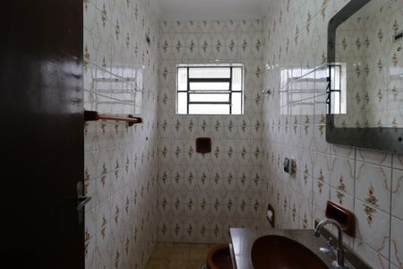 Casa à venda com 166m², 3 quartos e 2 vagasBanheiro Social 2