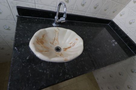 Casa à venda com 166m², 3 quartos e 2 vagasBanheiro Social