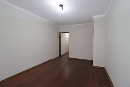 Casa à venda com 166m², 3 quartos e 2 vagasSala