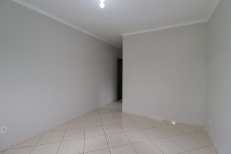 Casa à venda com 166m², 3 quartos e 2 vagasSuíte