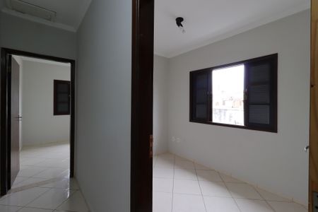 Casa à venda com 166m², 3 quartos e 2 vagasCorredor piso superior