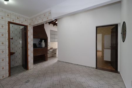 Casa à venda com 166m², 3 quartos e 2 vagasÁrea de Serviço