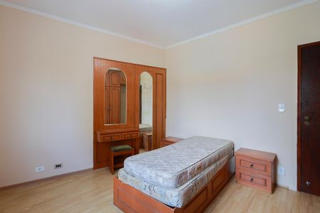 Casa para alugar com 250m², 3 quartos e 5 vagas Casa para alugar com 250m², 3 quartos e 5 vagasQuarto 1