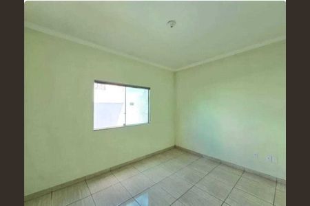 Casa para alugar com 2 quartos, 71m² em Pompéia, Belo Horizonte