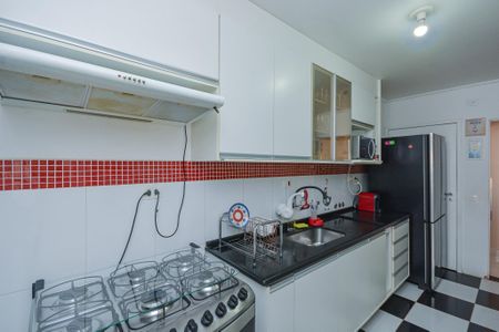 Apartamento à venda com 80m², 3 quartos e 2 vagasCozinha