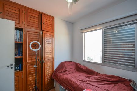 Apartamento à venda com 80m², 3 quartos e 2 vagasQuarto 2