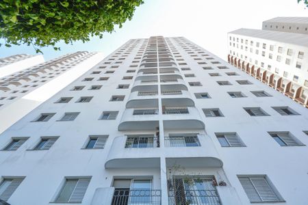 Apartamento à venda com 80m², 3 quartos e 2 vagasFachada