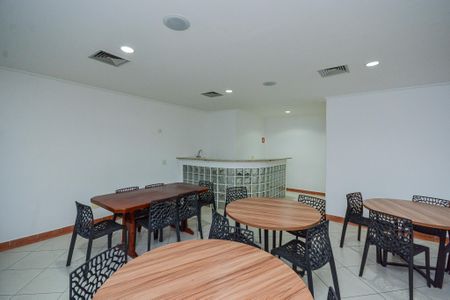 Apartamento à venda com 80m², 3 quartos e 2 vagasÁrea comum - Salão de festas