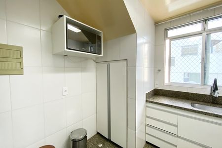 Apartamento à venda com 223m², 4 quartos e 3 vagas Apartamento à venda com 223m², 4 quartos e 3 vagasCozinha