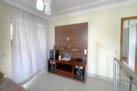 Apartamento à venda com 223m², 4 quartos e 3 vagas Apartamento à venda com 223m², 4 quartos e 3 vagasSala de Estar