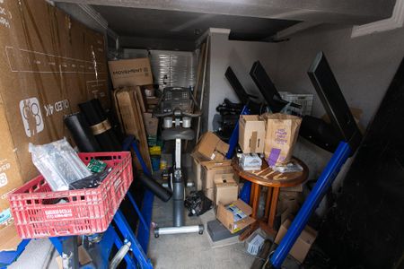 Casa à venda com 150m², 3 quartos e 1 vaga Casa à venda com 150m², 3 quartos e 1 vagaDepósito