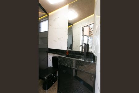 Casa à venda com 150m², 3 quartos e 1 vaga Casa à venda com 150m², 3 quartos e 1 vagaBanheiro do Espaço Gourmet