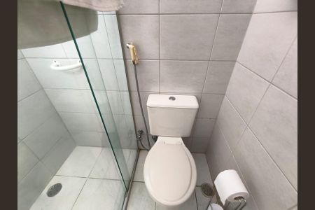 Casa à venda com 223m², 3 quartos e 1 vagaBanheiro do Quarto 2