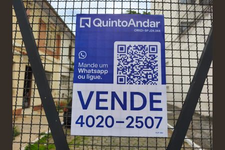 Casa à venda com 223m², 3 quartos e 1 vagaPlaquinha
