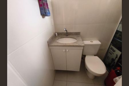 Casa à venda com 223m², 3 quartos e 1 vagaBanheiro de Serviço