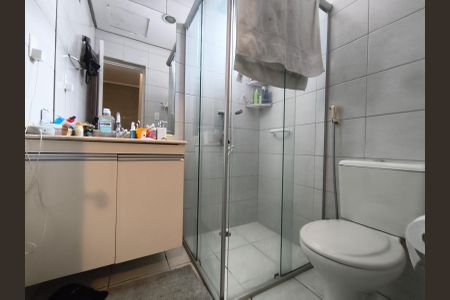 Casa à venda com 223m², 3 quartos e 1 vagaBanheiro do Quarto 2