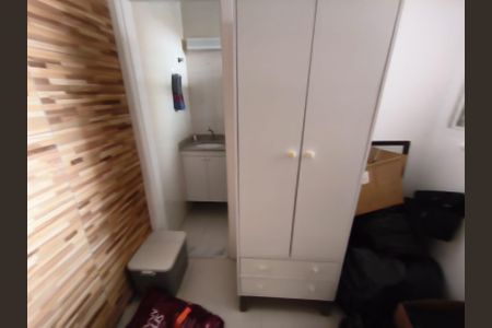 Casa à venda com 223m², 3 quartos e 1 vagaQuarto de Serviço