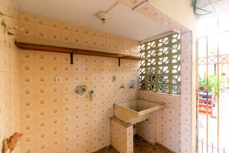 Casa para alugar com 90m², 3 quartos e 1 vagaÁrea de Serviço