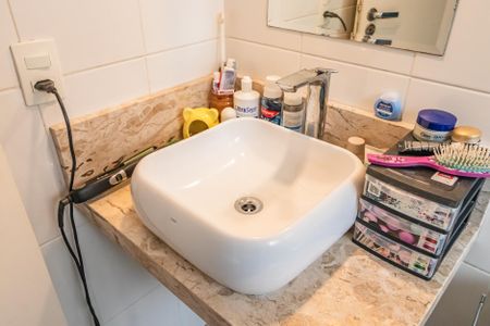 Apartamento à venda com 72m², 2 quartos e 1 vagaBanheiro da Suíte