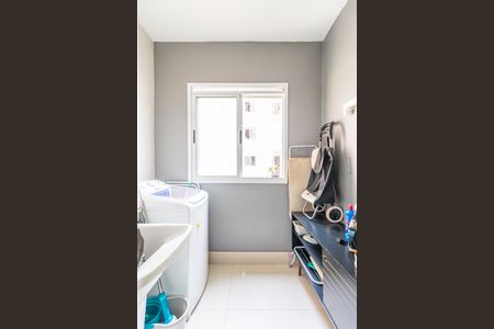 Apartamento à venda com 72m², 2 quartos e 1 vagaÁrea de Serviço