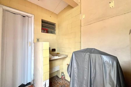 Casa à venda com 120m², 2 quartos e 2 vagas Casa à venda com 120m², 2 quartos e 2 vagasÁrea de Serviço