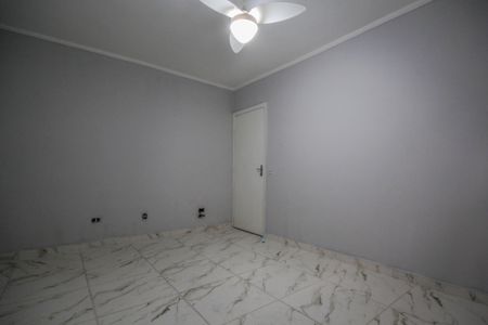Quarto 1 de casa para alugar com 2 quartos, 70m² em Jardim Maristela, São Paulo