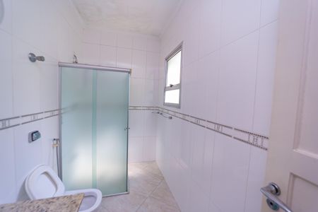 Casa para alugar com 200m², 3 quartos e 3 vagas Casa para alugar com 200m², 3 quartos e 3 vagasBanheiro Social