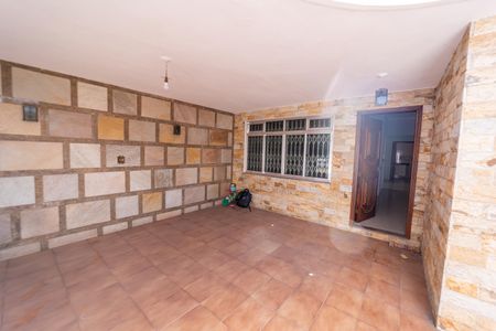Casa para alugar com 200m², 3 quartos e 3 vagas Casa para alugar com 200m², 3 quartos e 3 vagasGaragem