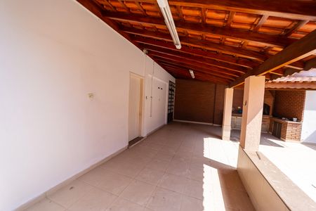 Casa para alugar com 200m², 3 quartos e 3 vagas Casa para alugar com 200m², 3 quartos e 3 vagasQuintal