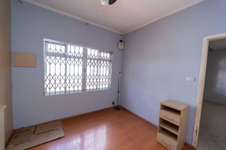 Casa para alugar com 200m², 3 quartos e 3 vagas Casa para alugar com 200m², 3 quartos e 3 vagasQuarto 1