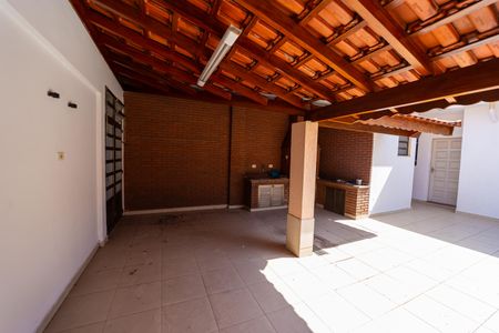 Casa para alugar com 200m², 3 quartos e 3 vagas Casa para alugar com 200m², 3 quartos e 3 vagasÁrea gourmet