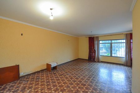 Casa à venda com 3 quartos, 231m² em Vila Campo Grande, São Paulo