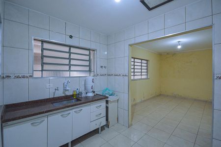 Casa à venda com 3 quartos, 231m² em Vila Campo Grande, São Paulo