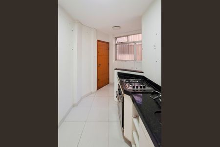 Apartamento à venda com 60m², 3 quartos e 1 vaga Apartamento à venda com 60m², 3 quartos e 1 vagaCozinha e Área de Serviço