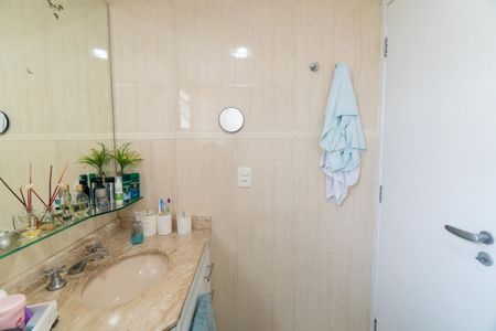 Apartamento à venda com 176m², 4 quartos e 3 vagasBanheiro da Suíte