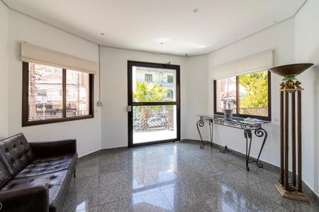 Apartamento à venda com 216m², 3 quartos e 4 vagas Apartamento à venda com 216m², 3 quartos e 4 vagasHall Social