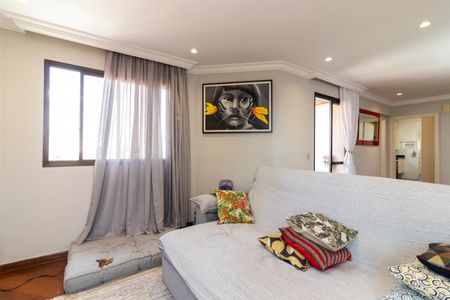 Apartamento à venda com 216m², 3 quartos e 4 vagas Apartamento à venda com 216m², 3 quartos e 4 vagasSala de Estar