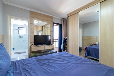 Apartamento à venda com 216m², 3 quartos e 4 vagas Apartamento à venda com 216m², 3 quartos e 4 vagasSuíte 1