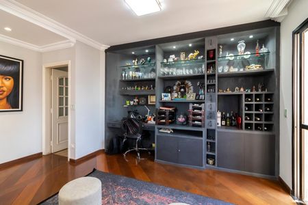 Apartamento à venda com 216m², 3 quartos e 4 vagas Apartamento à venda com 216m², 3 quartos e 4 vagasSala de Visitas